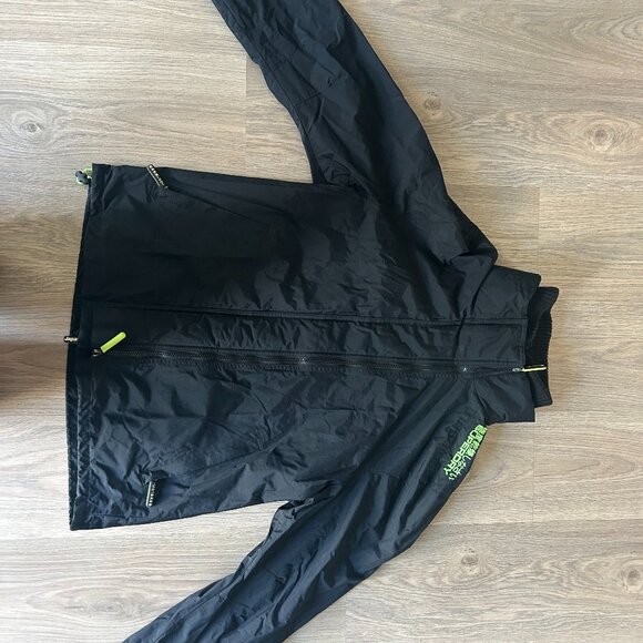Men XXL Black & Neon Green Superdry Windcheater - Picture 1 of 4